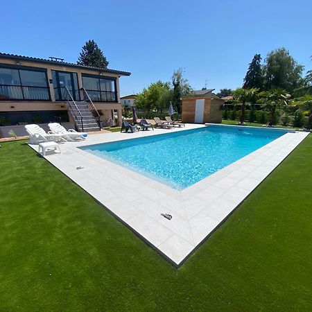Studio Chez L'Habitant Avec Piscine Commune Grieges Exterior photo
